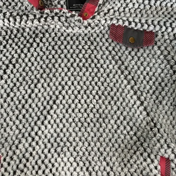 Simply Southern Gray and Black Textured Pullover - Picture 3 of 7